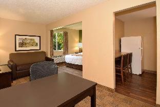 Hotel Suburban Columbus -