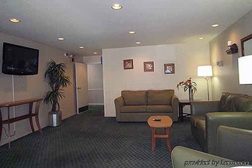 Suburban Columbus - Hotel