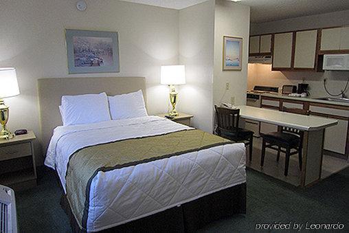 Suburban Columbus - Hotel 2*